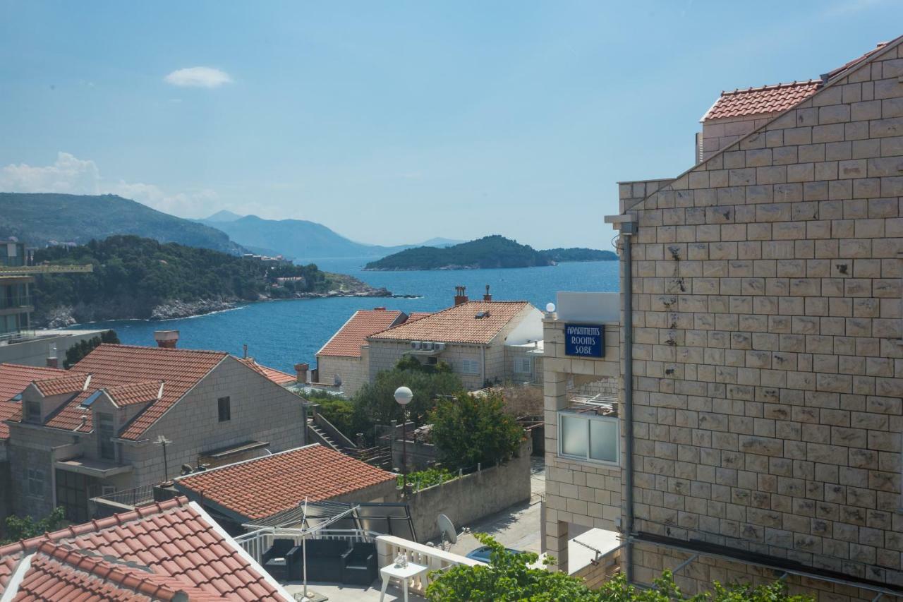 Nikatoni